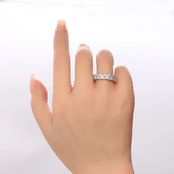 Silver Ring with CZ Stones. - Picture 3 of 4